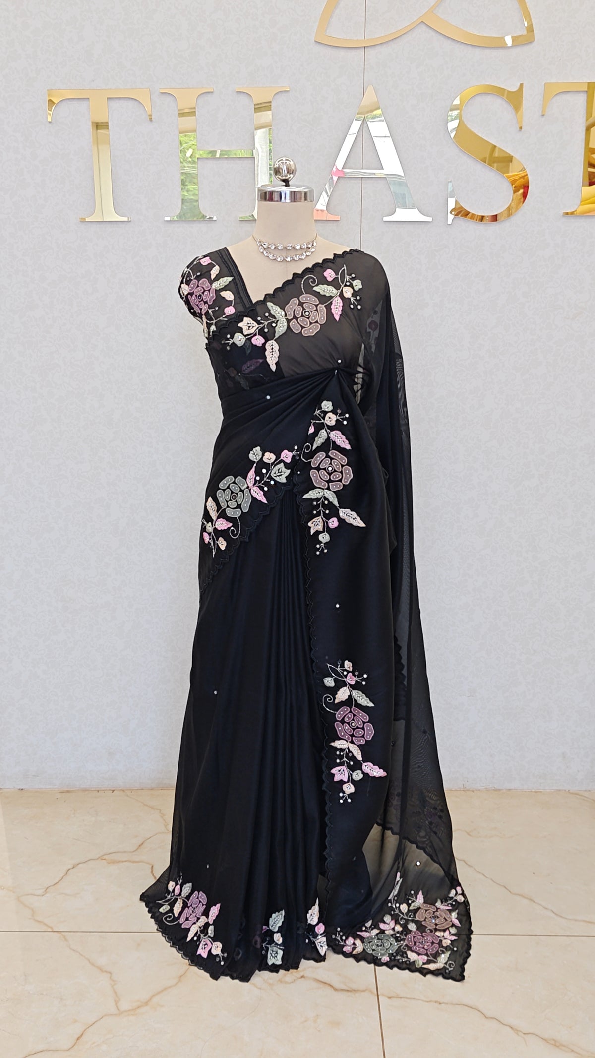 FLOWY ORGANZA TISSUE SAREE