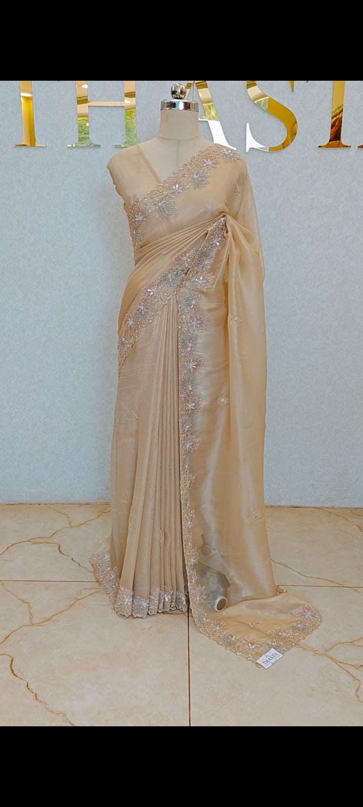 FLOWY ORGANZA SAREE