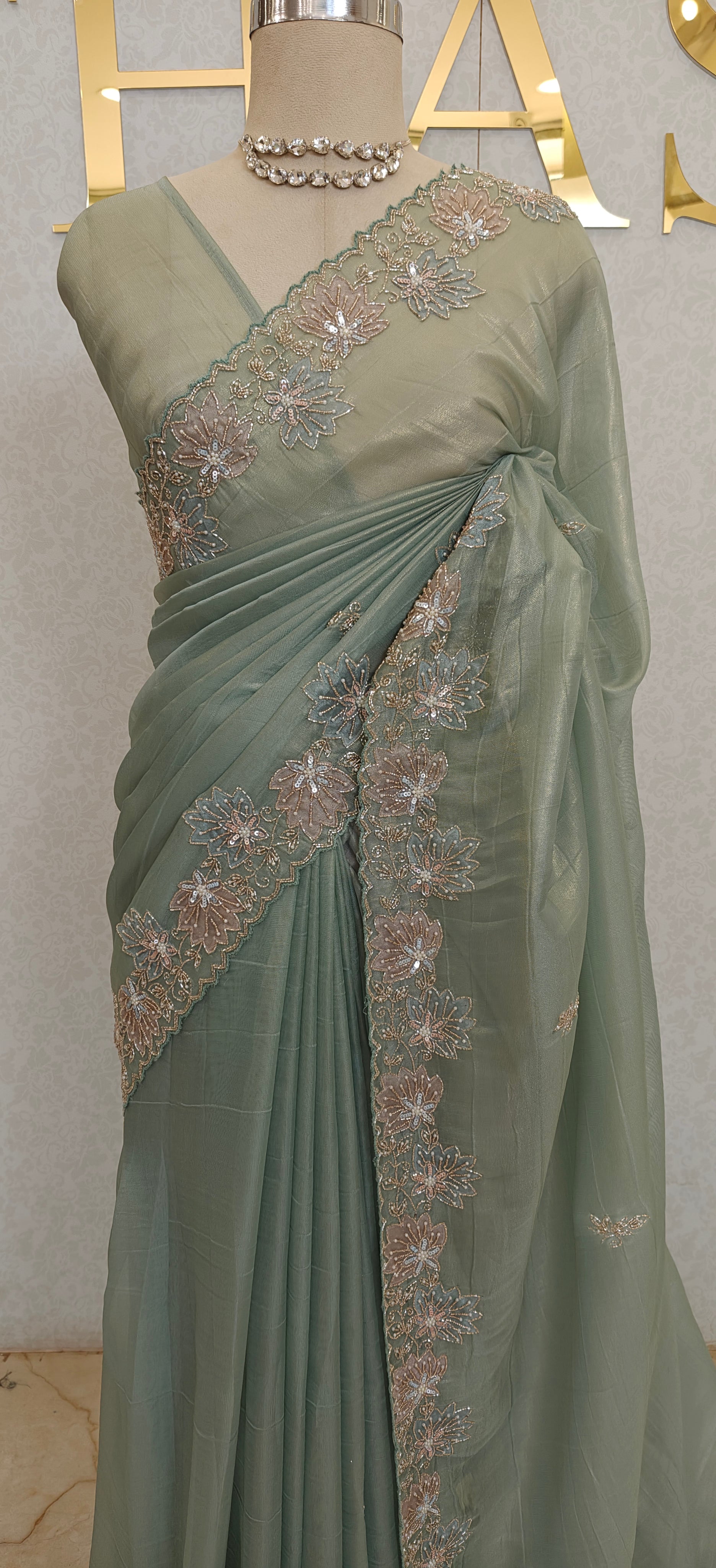 FLOWY ORGANZA SAREE