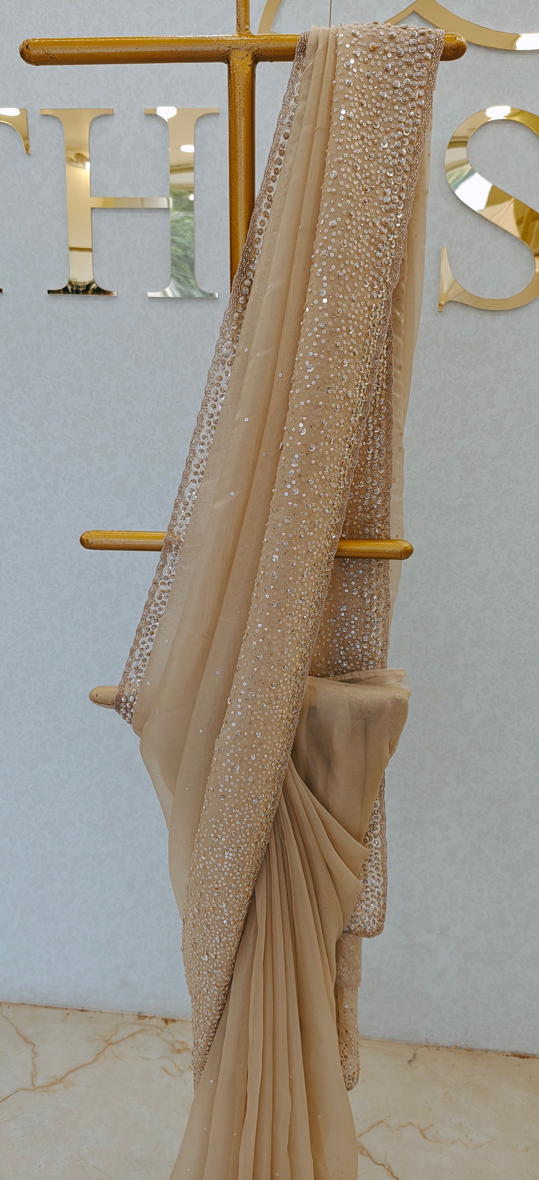 FLOWY ORGANZA SAREE