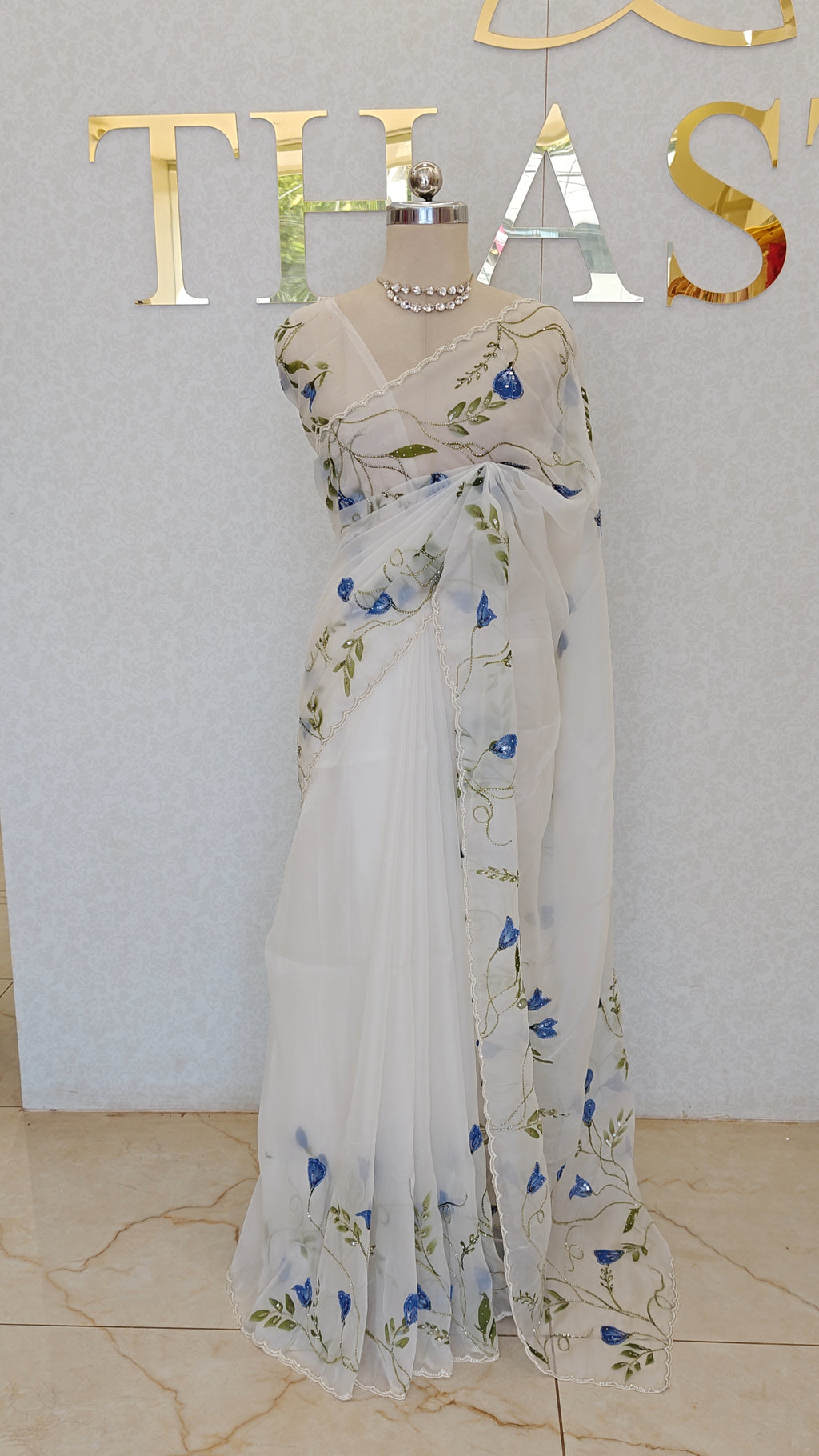 FLOWY ORGANZA SAREE