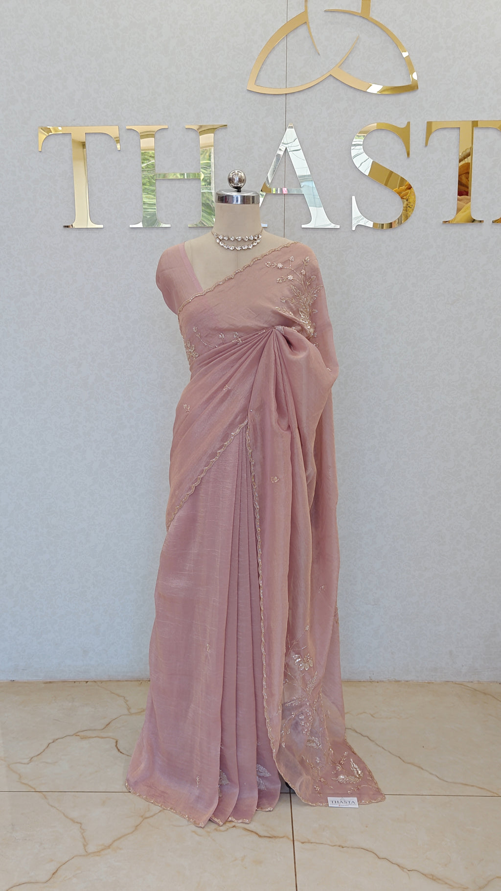 FLOWY ORGANZA SAREE