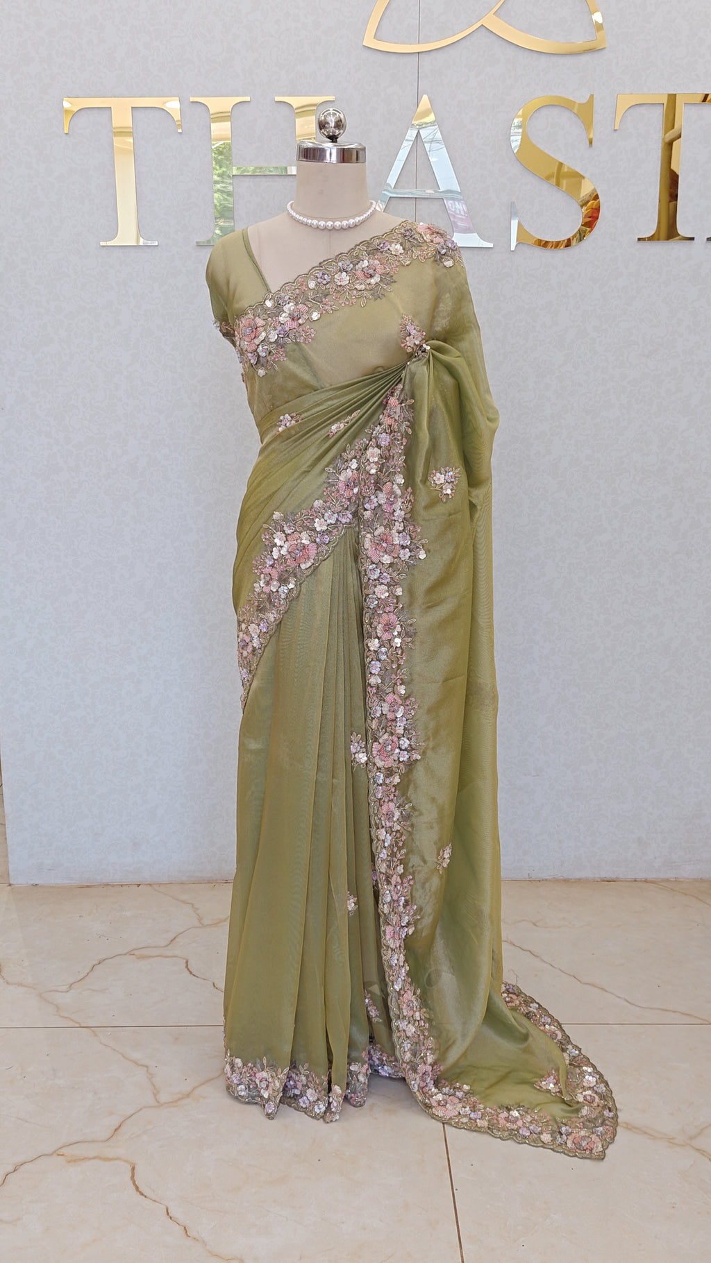FLOWY ORGANZA SAREE