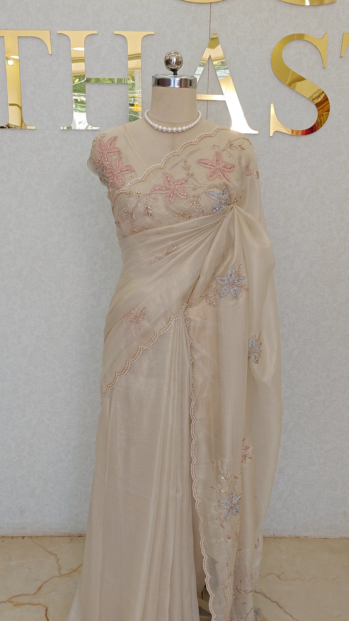 FLOWY ORGANZA SAREE