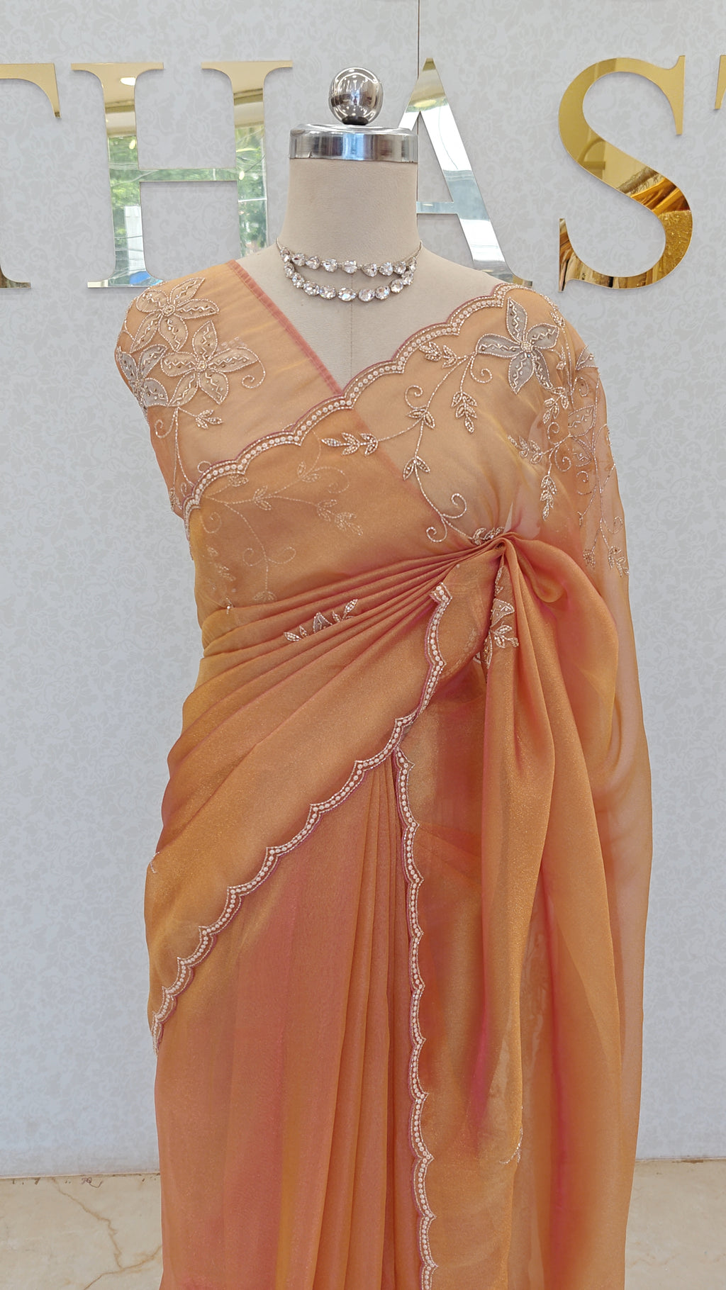 FLOWY ORGANZA SAREE