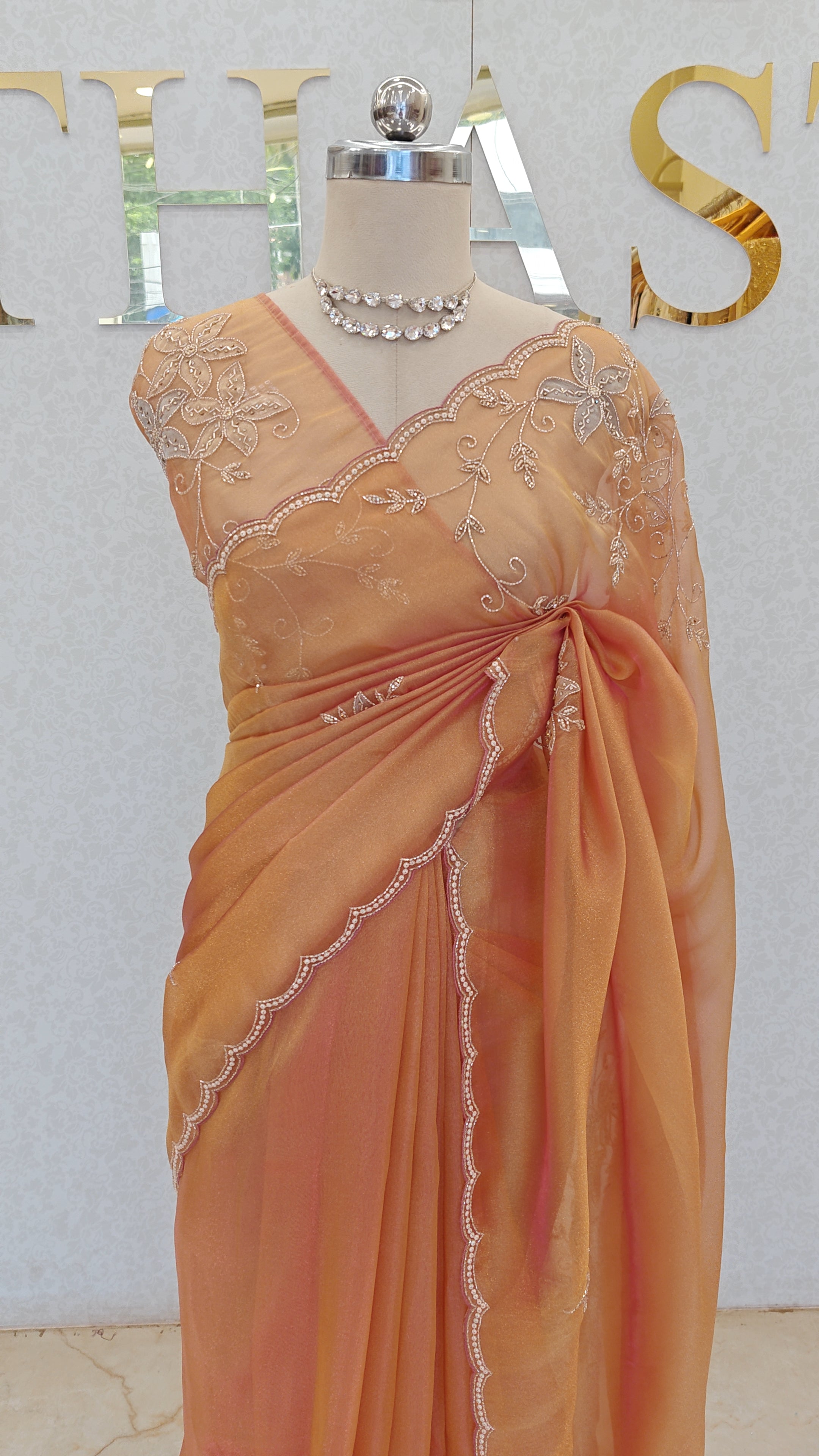 FLOWY ORGANZA SAREE