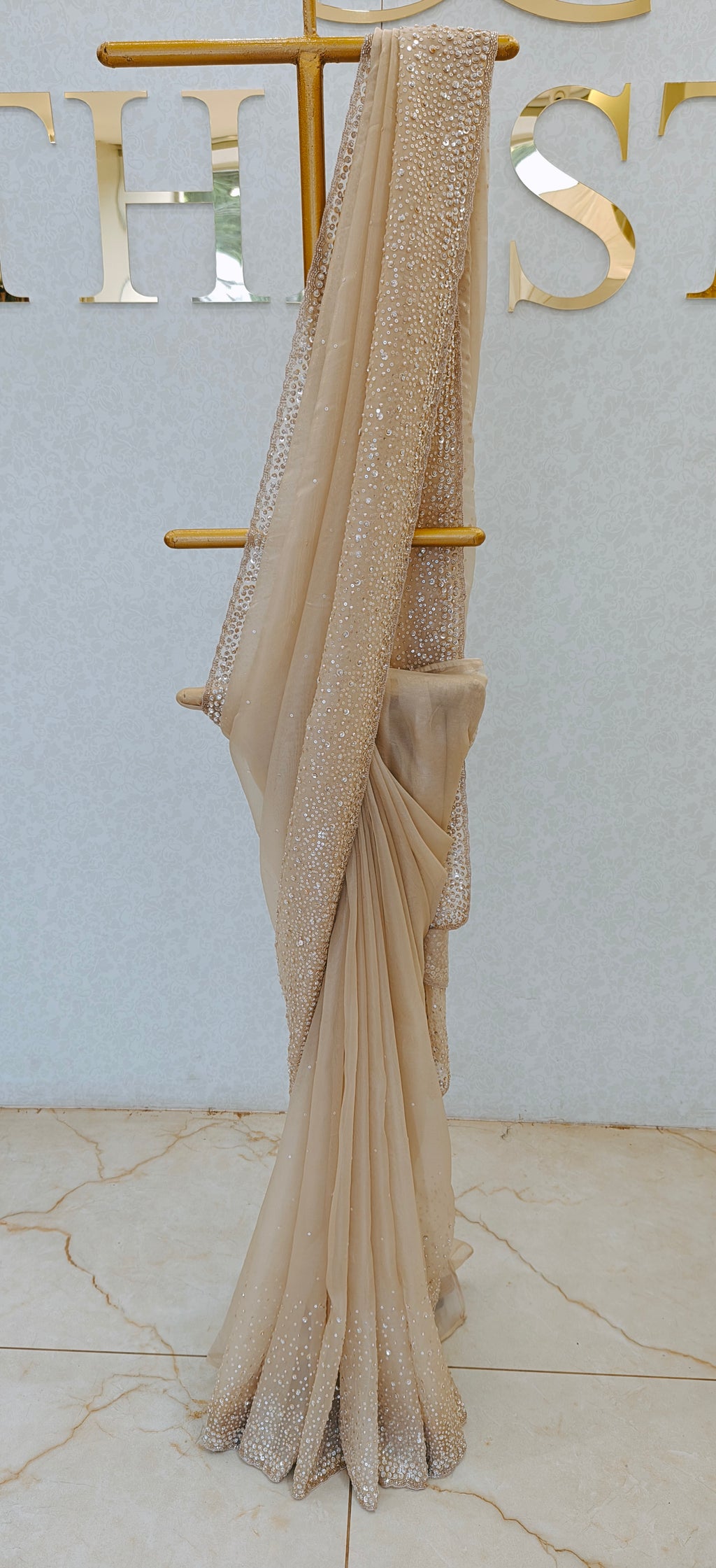 FLOWY ORGANZA SAREE