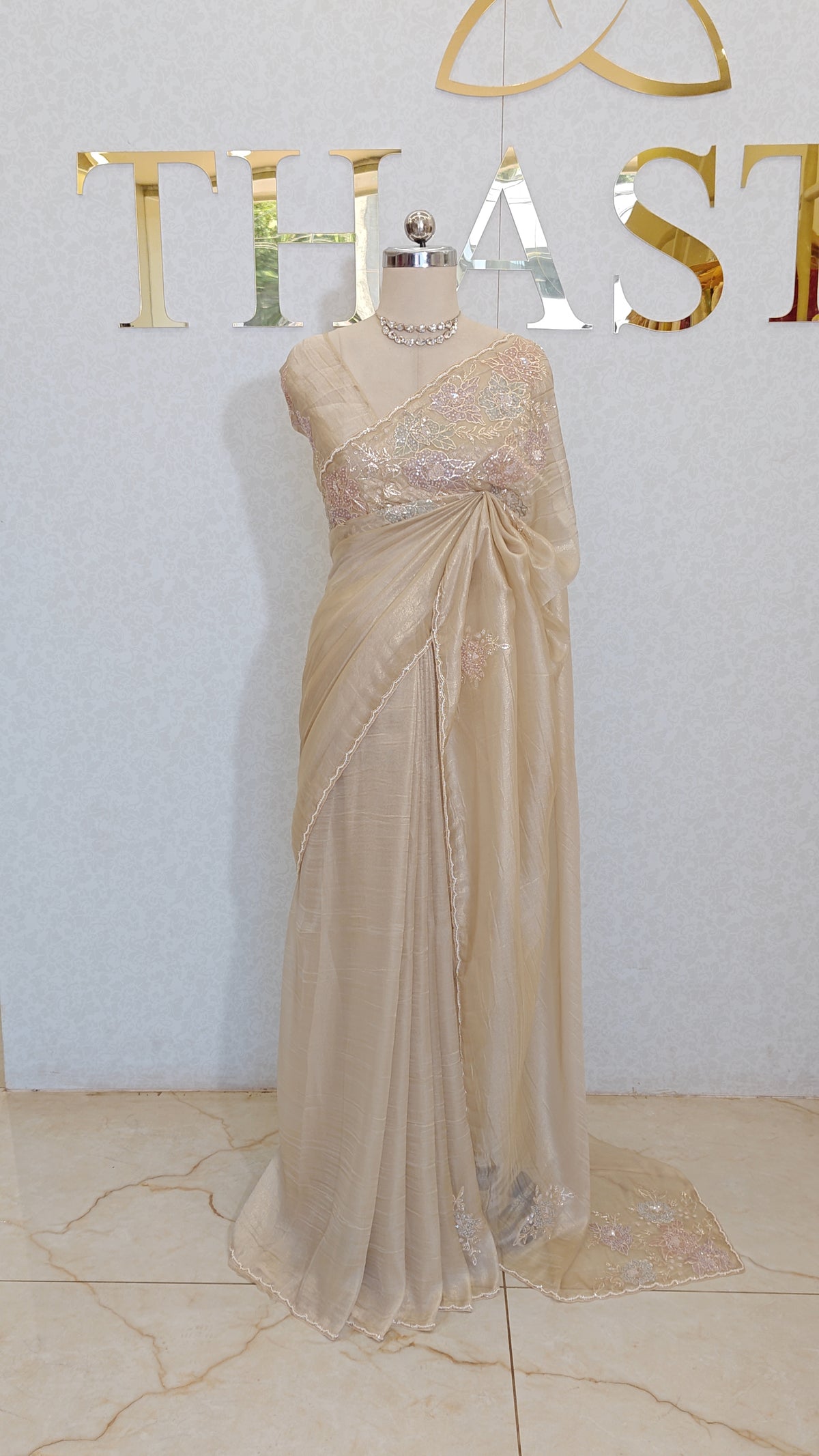 FLOWY ORGANZA SAREE