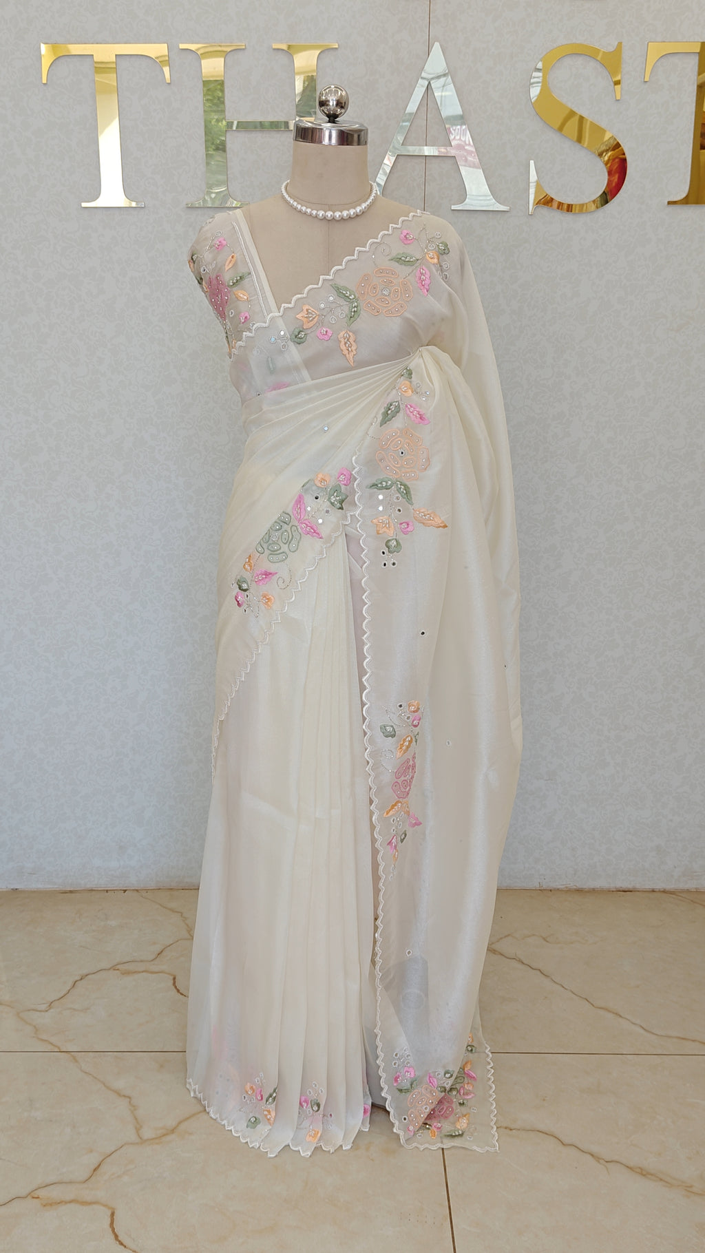 FLOWY ORGANZA TISSUE SAREE