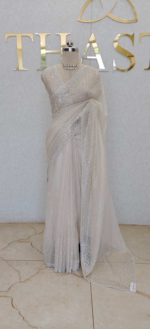 FLOWY ORGANZA SAREE