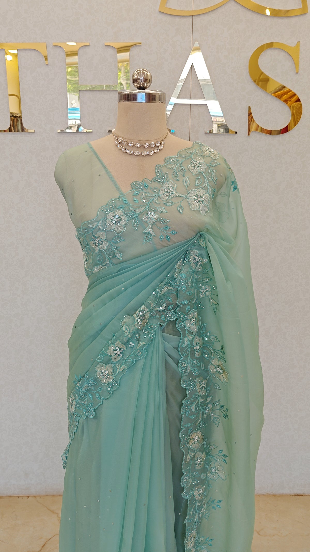 FLOWY ORGANZA SAREE