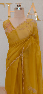 FLOWY ORGANZA SAREE