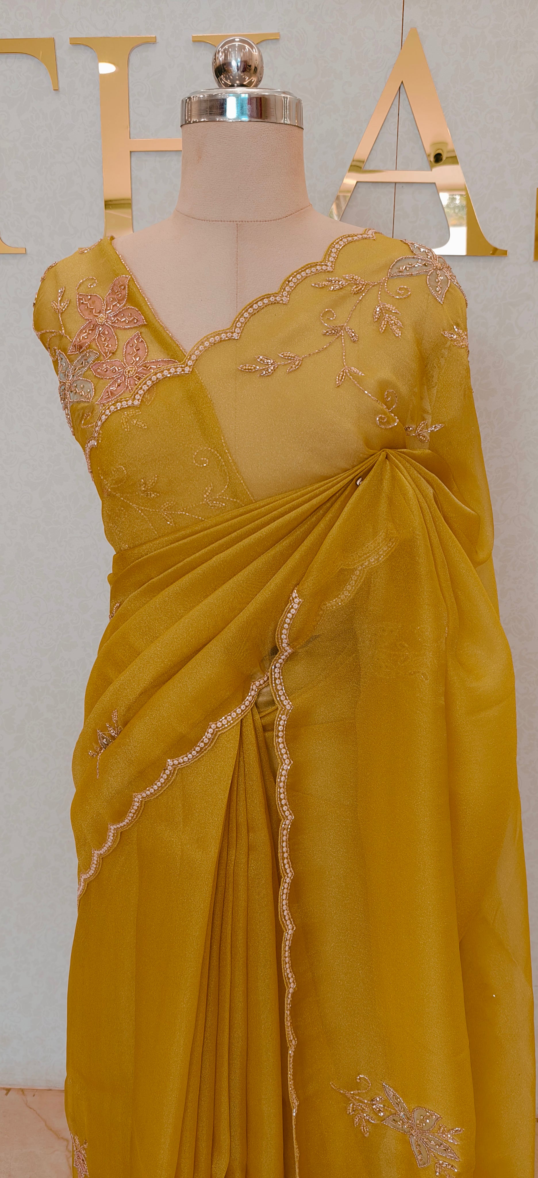 FLOWY ORGANZA SAREE