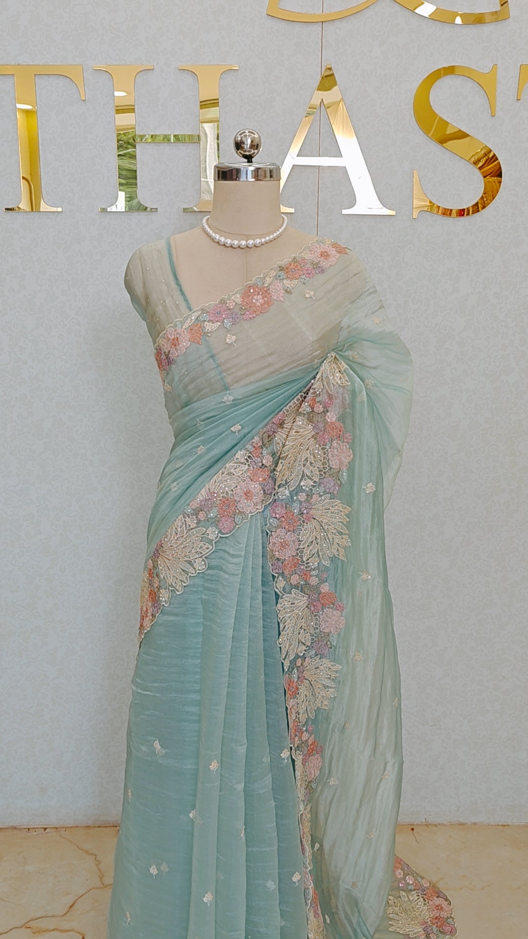 FLOWY ORGANZA SAREE