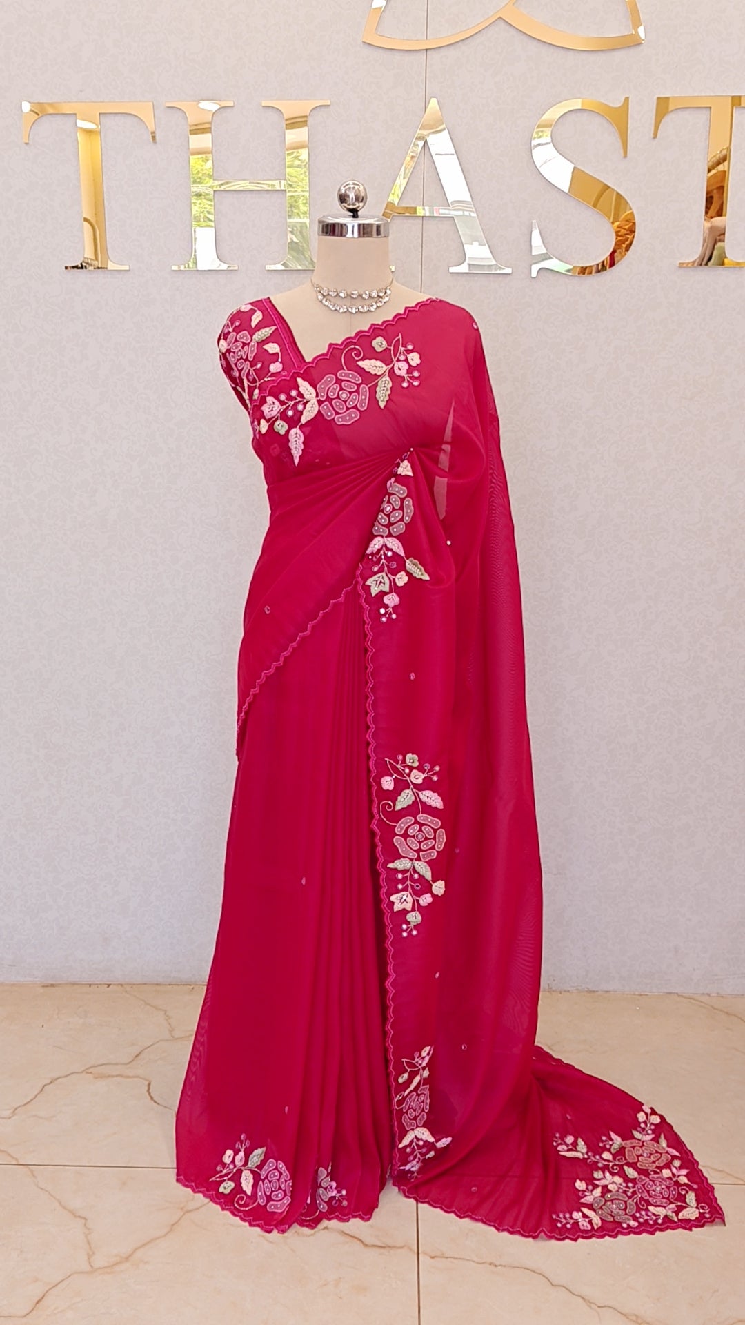 FLOWY ORGANZA TISSUE SAREE