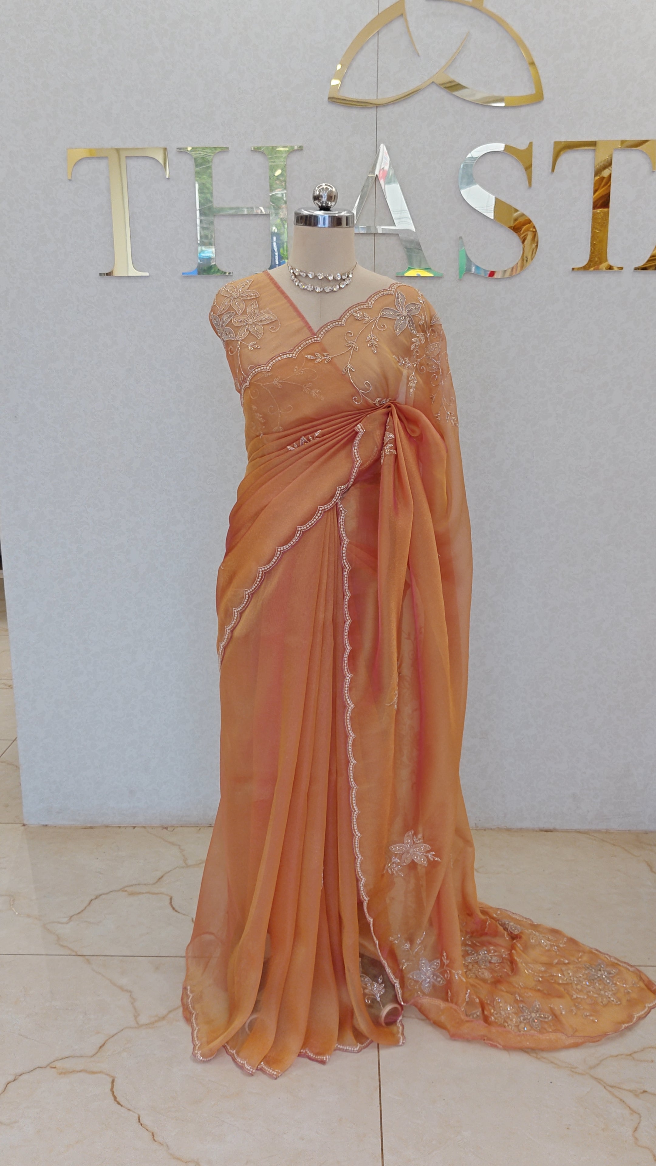 FLOWY ORGANZA SAREE