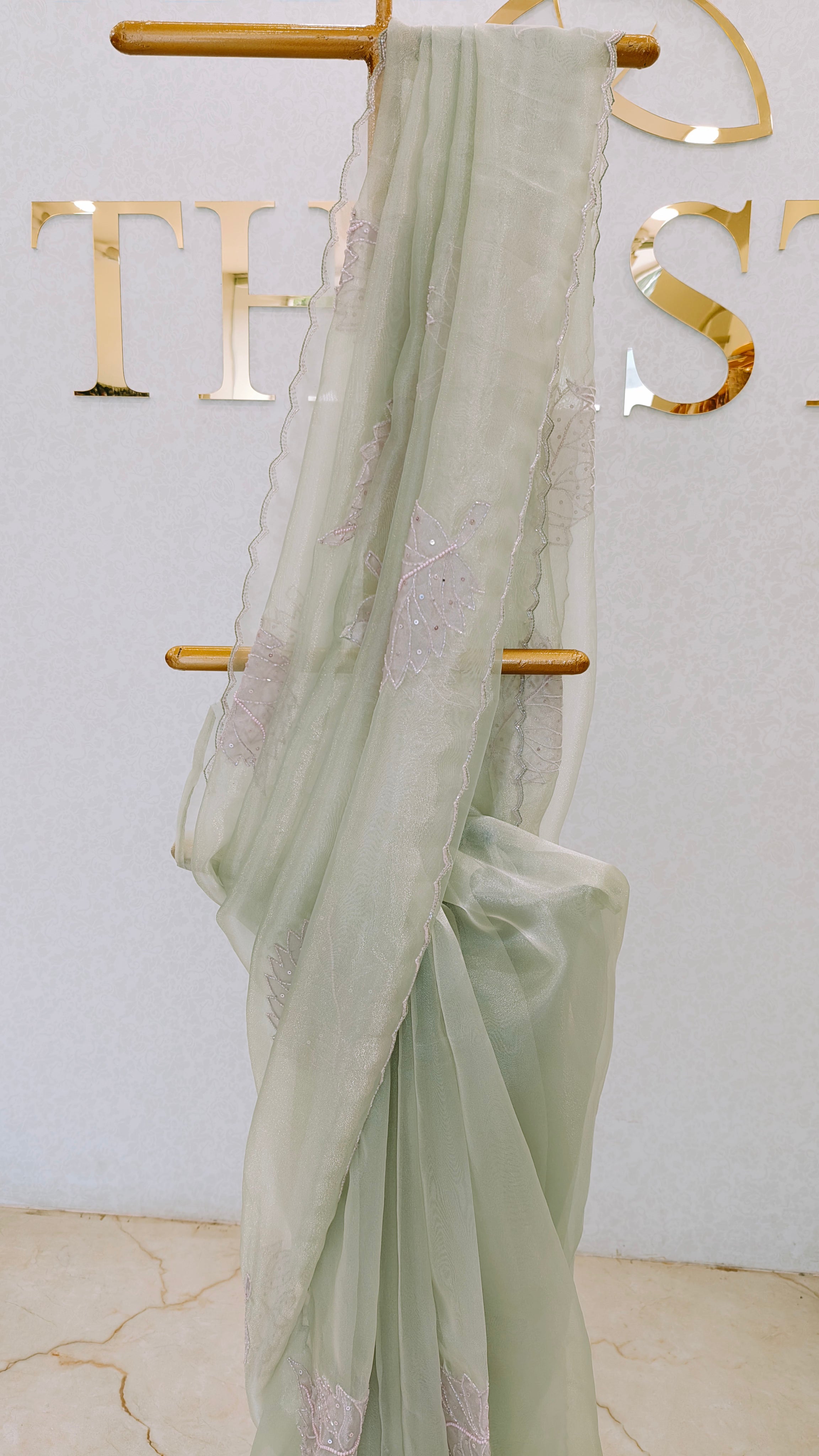 GLASS ORGANZA