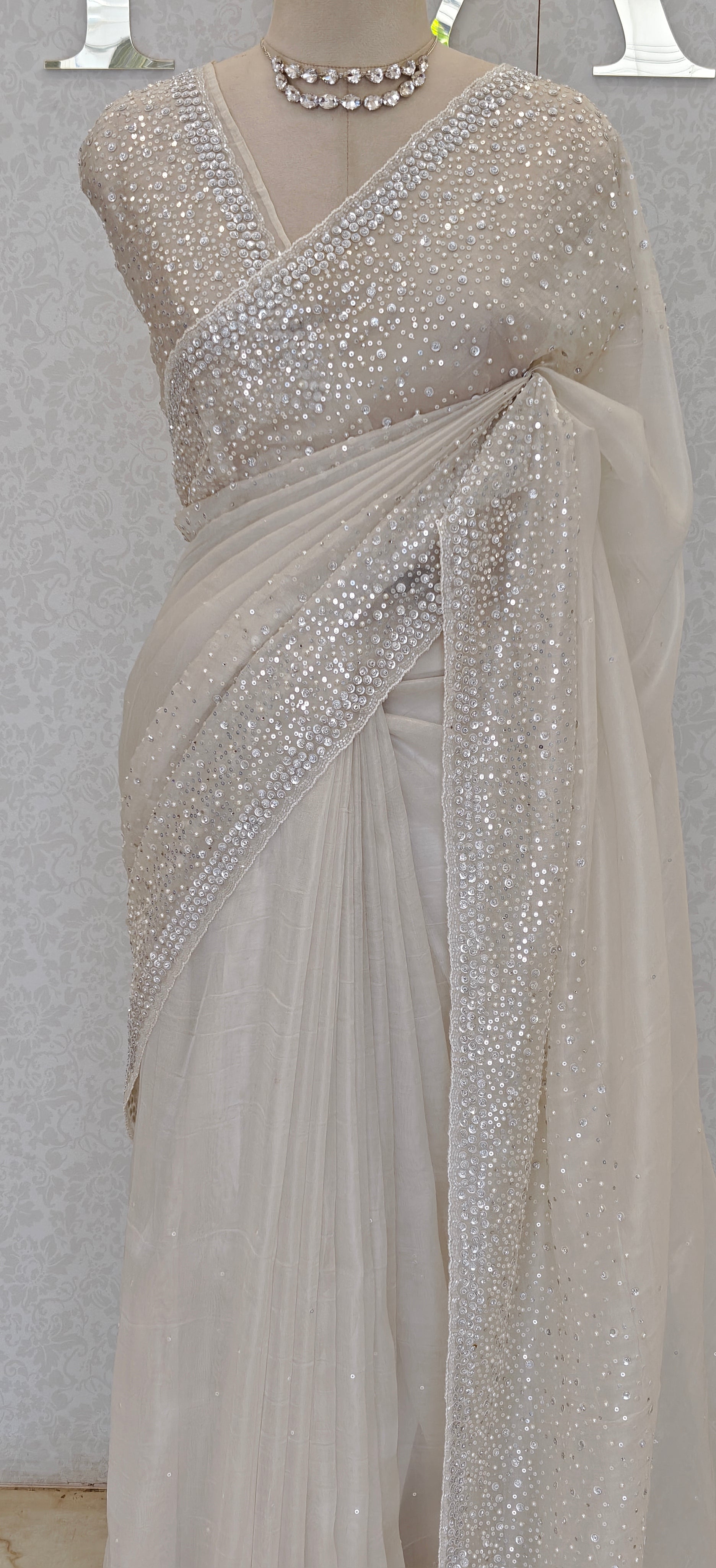 FLOWY ORGANZA SAREE
