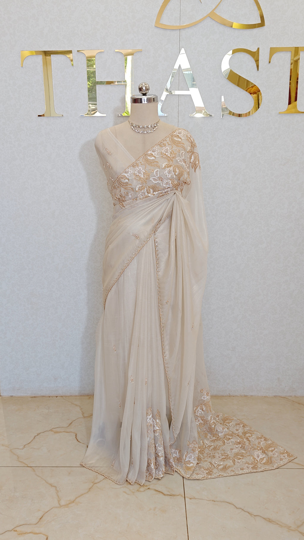 PURE FLOWY ORGANZA SAREE