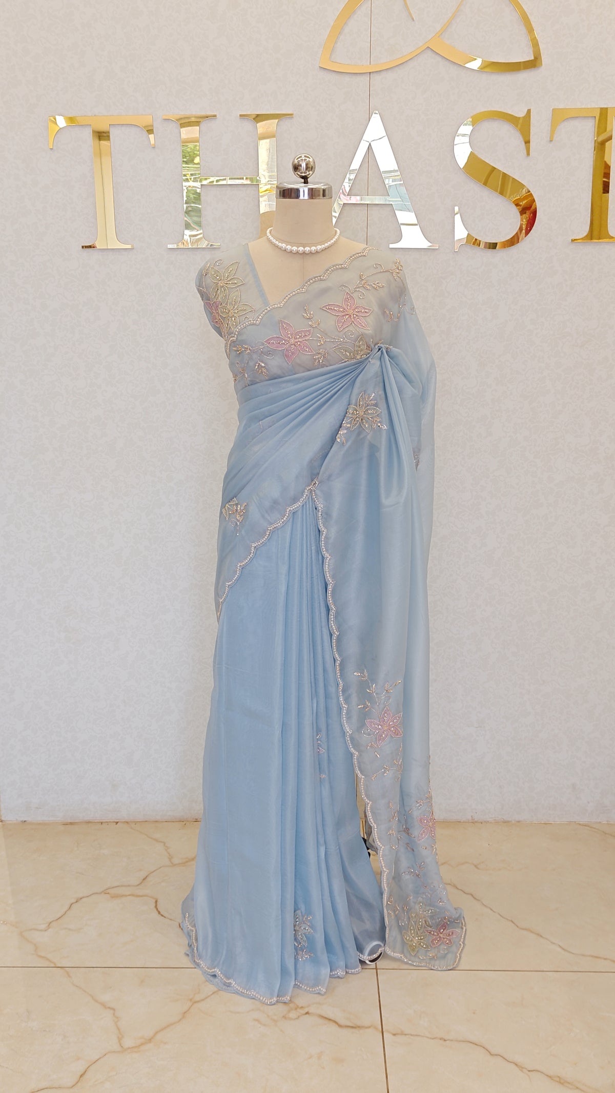FLOWY ORGANZA SAREE