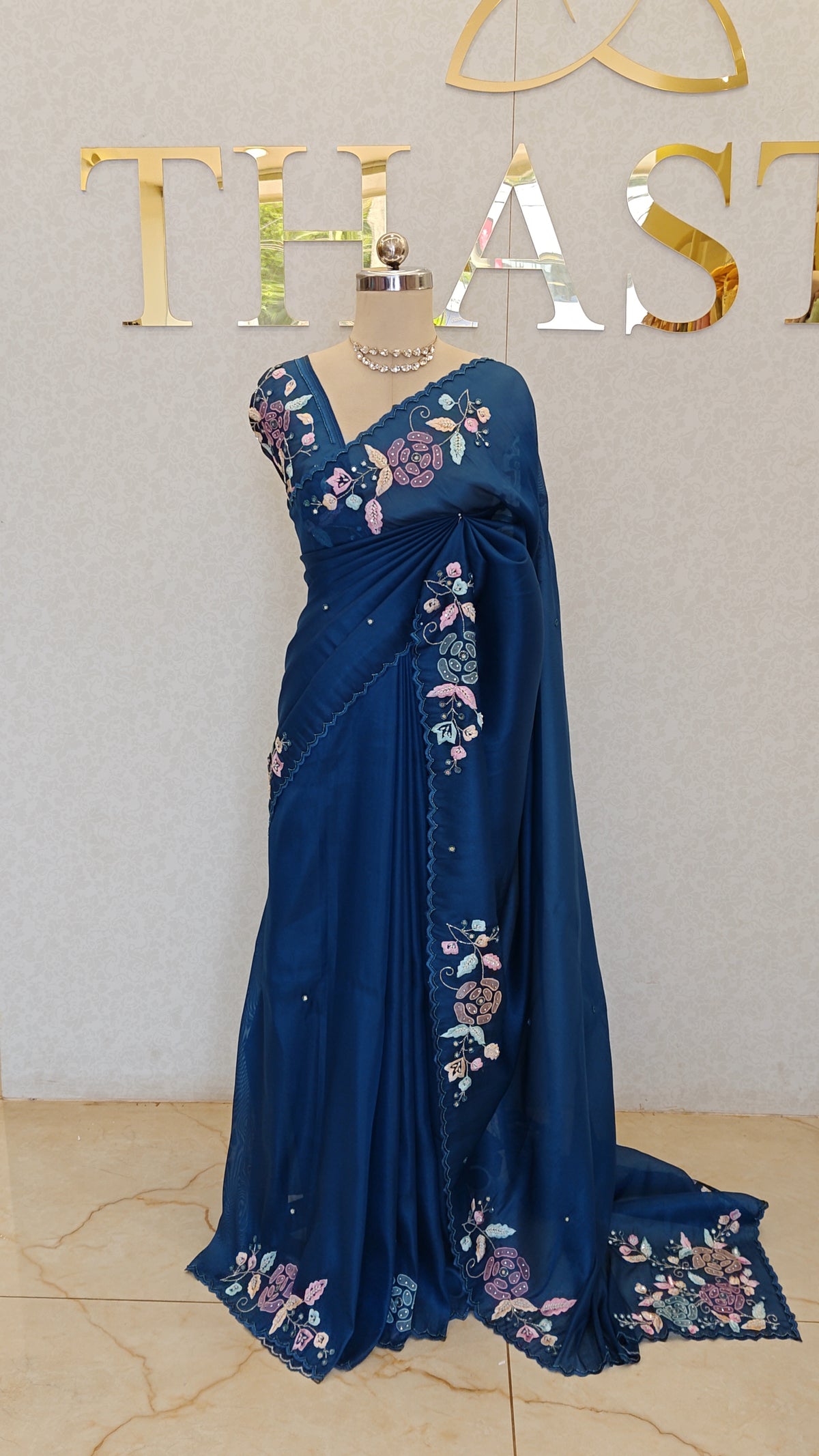 FLOWY ORGANZA TISSUE SAREE