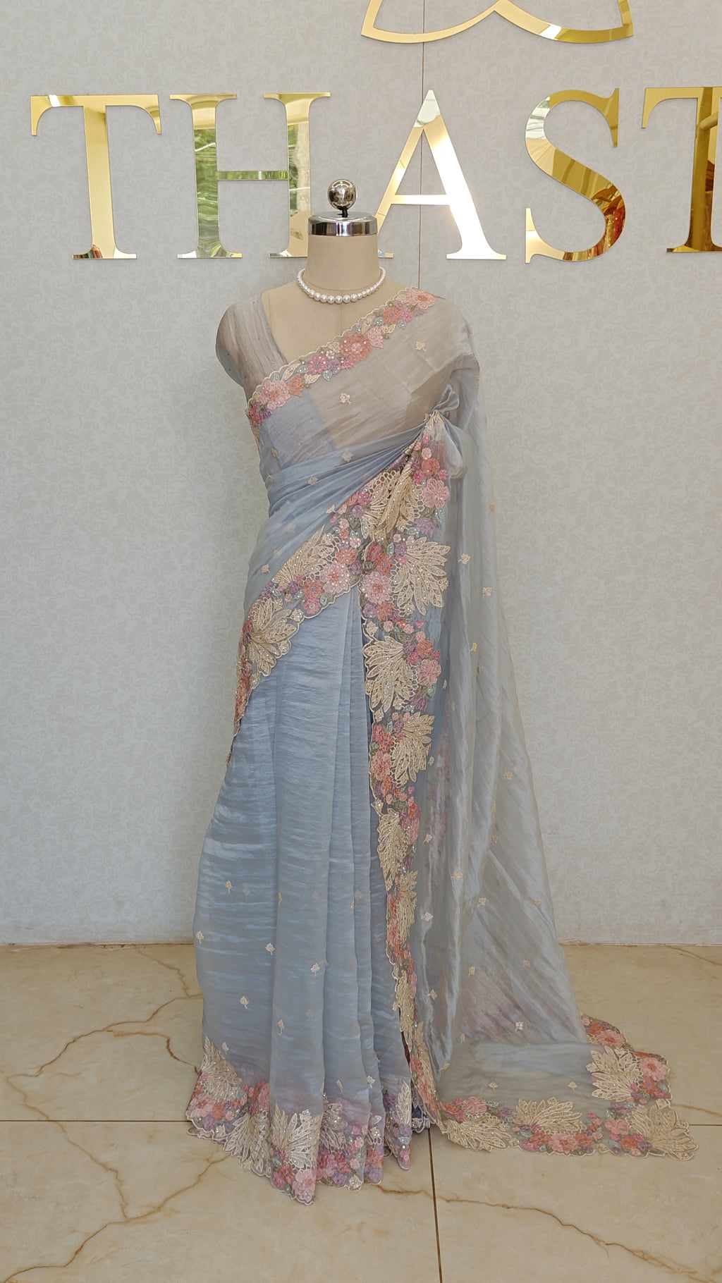 FLOWY ORGANZA SAREE
