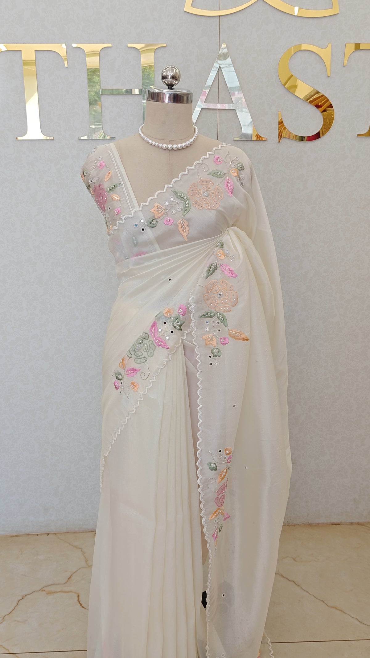 FLOWY ORGANZA TISSUE SAREE