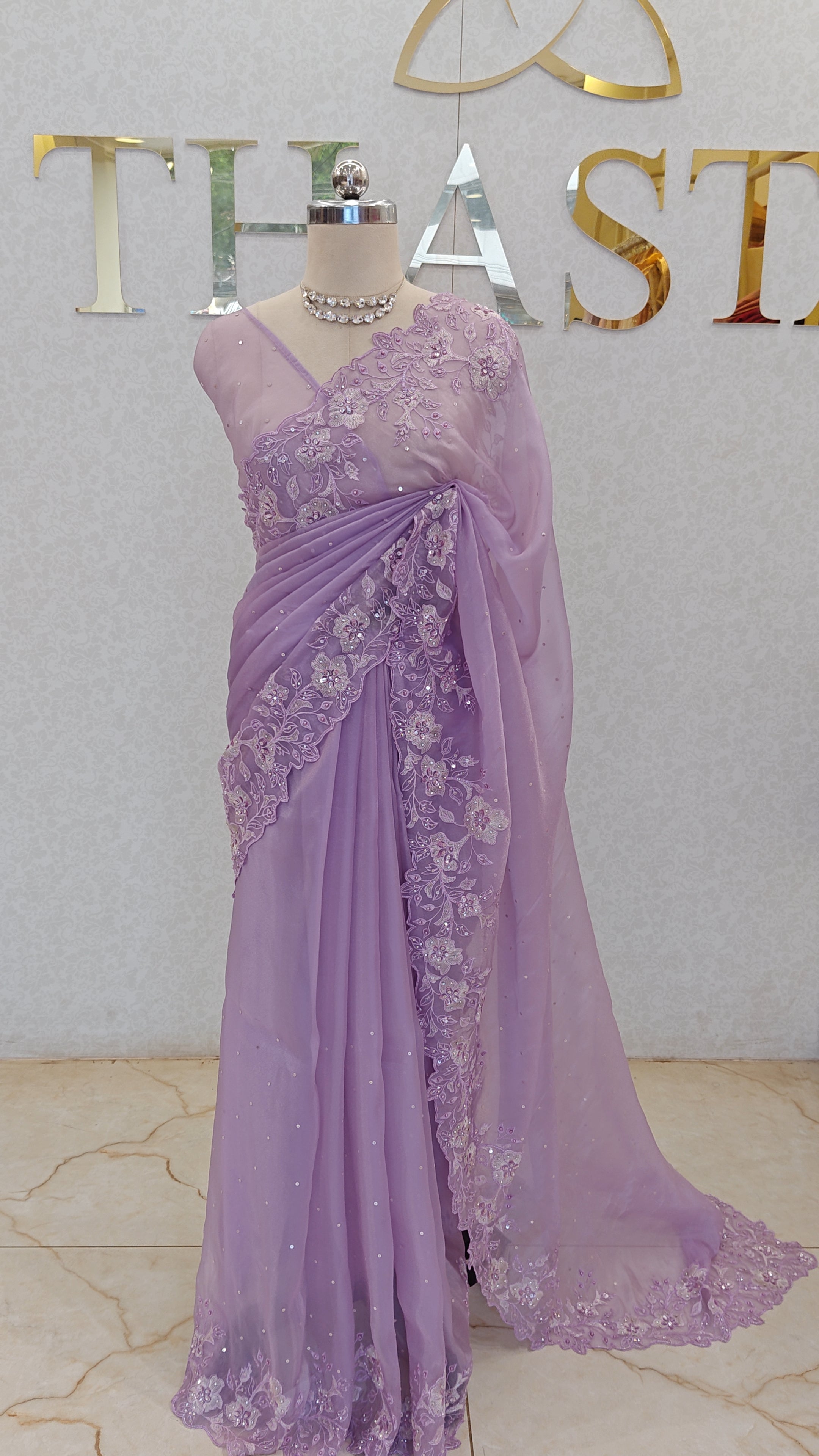 FLOWY ORGANZA SAREE