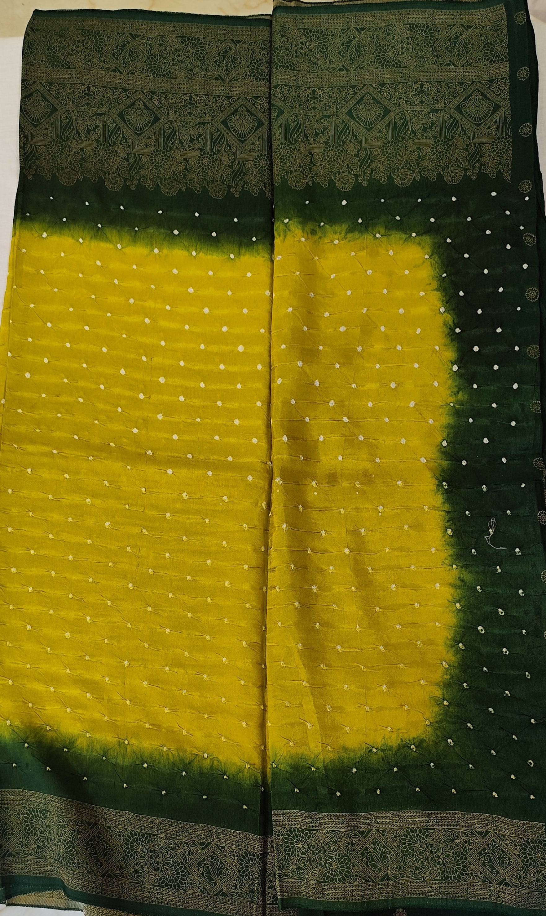 Dola silk with bandhini print saree