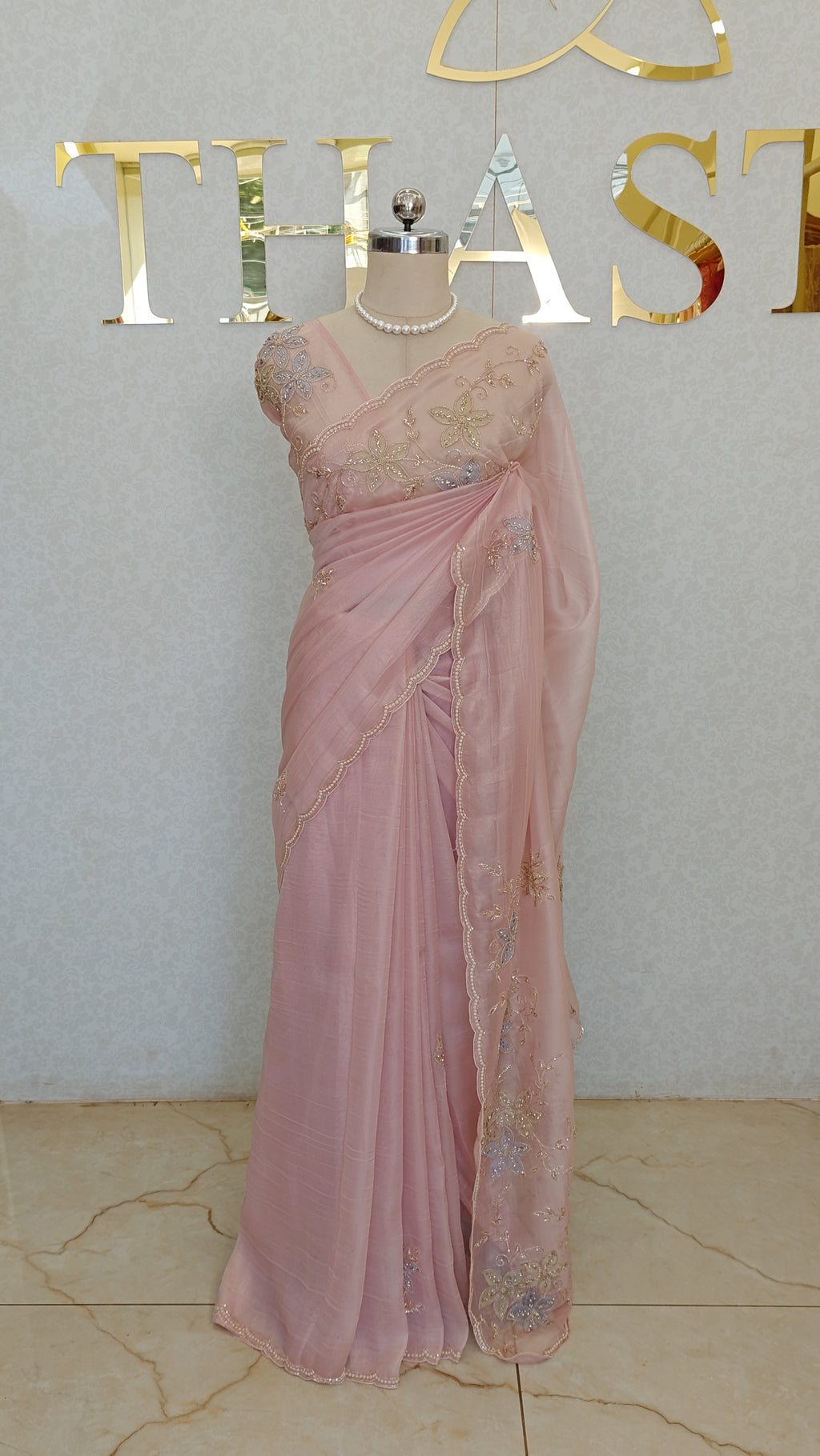 FLOWY ORGANZA SAREE