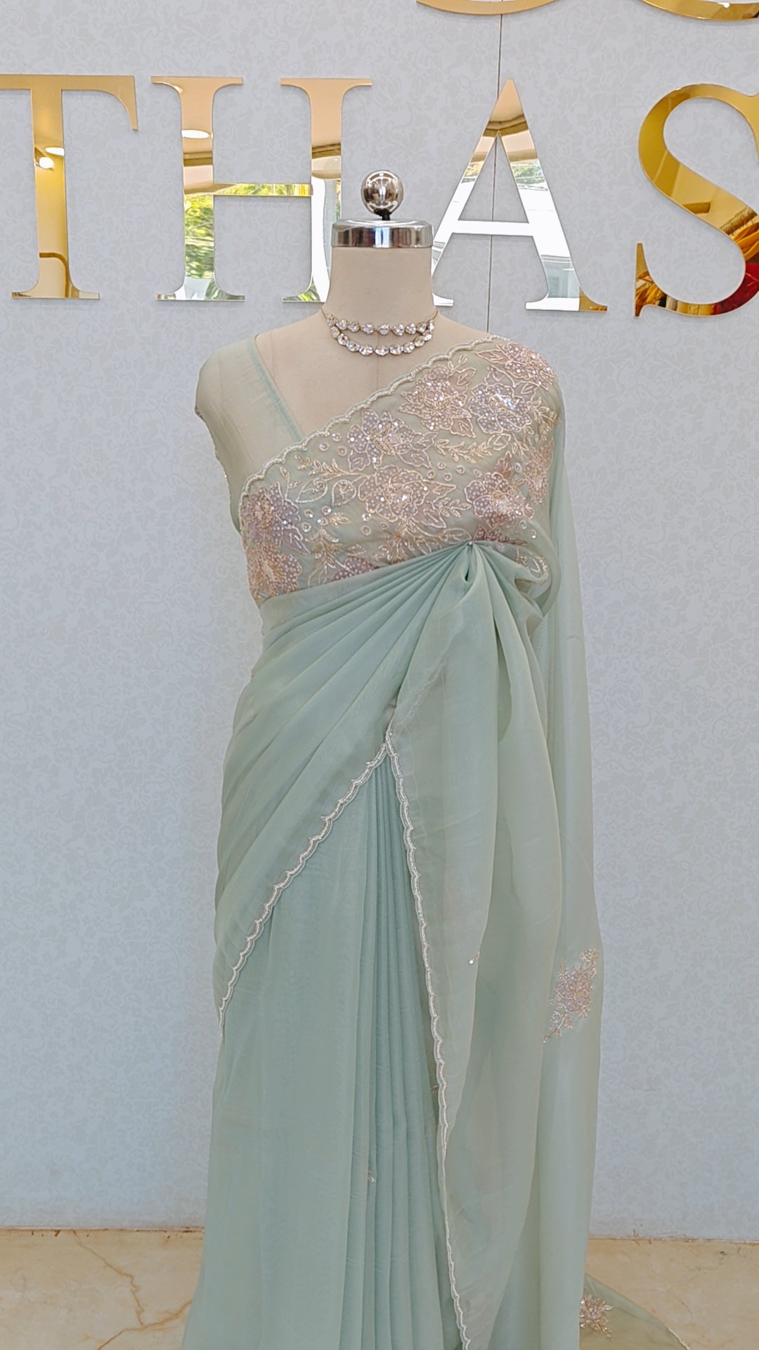 FLOWY ORGANZA SAREE